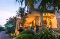 Krabi City Seaview Hotel Hotels in Taling Chan