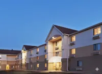 Candlewood Suites 威奇托 - 機場 by IHG 住宿飯店