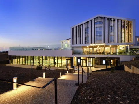 宜必思尚品拉羅謝爾海洋酒店 酒店