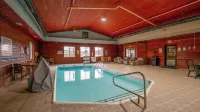 Miles City Hotel - Pools