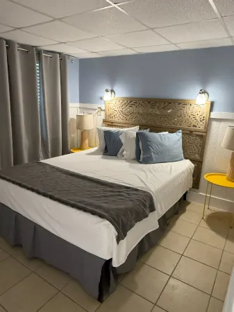 The Mark at Surfside, Apt. 1