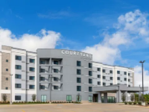 Courtyard by Marriott Sherman Hotels in Grayson County