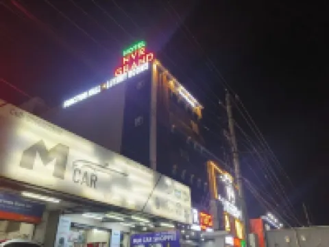 Hotel NVR Grand