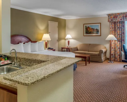 Quality Hotel Conference Center Cincinnati Blue Ash Hotéis em Blue Ash