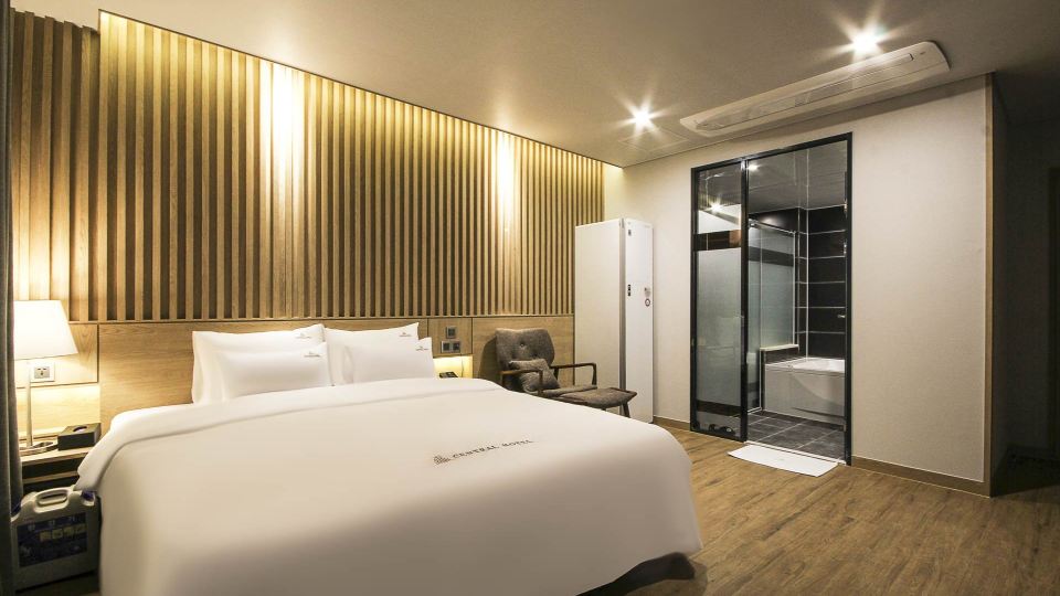 Sacheon Central Hotel