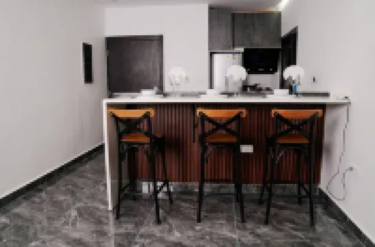 บอเรลี เกสต์เฮาส์