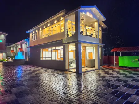 Grand Shivneri Resort