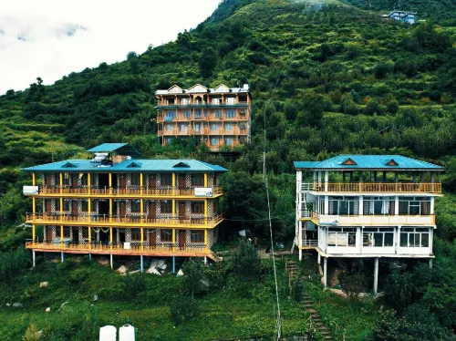 Pahadibliss hostel tosh Hotels in Tosh