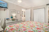 1405 Waters Edge Resort 1 Bedroom Condo by RedAwning - Gym