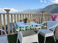 Hotel Mini Switzerland - Mountain view