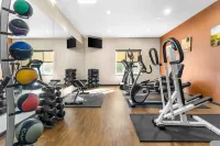Comfort Suites - Gym