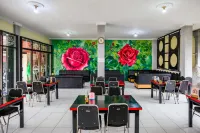 RedDoorz Syariah near Alun Alun Wonosobo 4