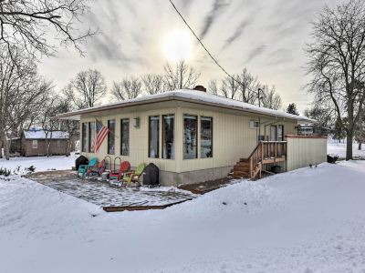 Pet-Friendly Retreat w/ Deck: Steps to Marina!