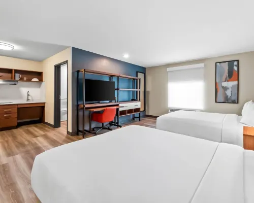 Everhome Suites San Antonio Lackland Near SeaWorld by Choice Hotels Hotels near SeaWorld