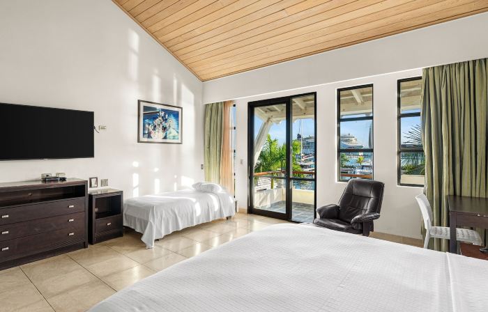 The Moorings Yacht Club Hotel