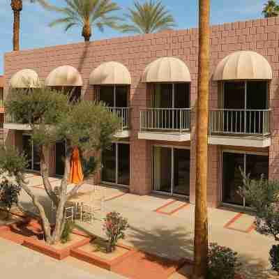 Palm Desert Suites Hotel Exterior
