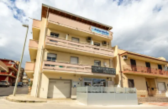 B&B Brezza Marina & Ristorante Shoreline