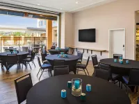 Hyatt House Across from Universal Orlando Resort Hotels near Universal Studios Orlando