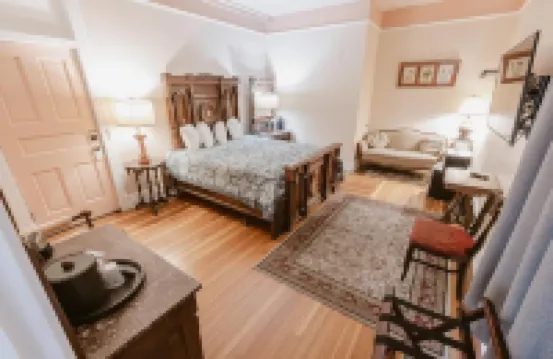 카스타네다 호텔