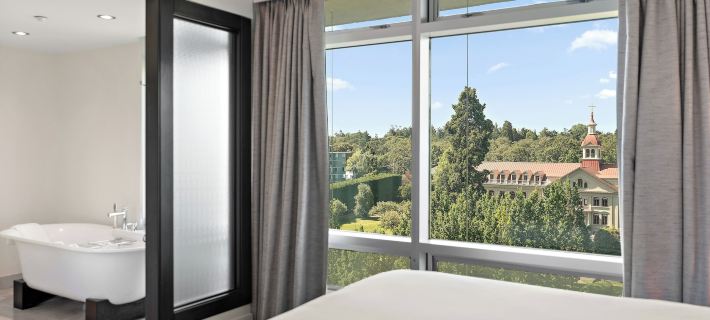 The Parkside Hotel & Spa Ξενοδοχεία στην πόλη Capital