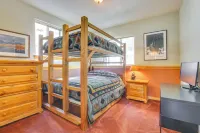 Cozy Condo w/ Views, 3 Mi to Winter Park Resort! - balcony