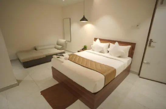Serenity the luxurious stay Hotels near Bagmane Tech Park