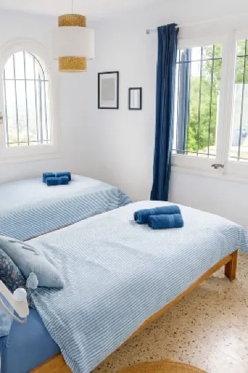 Beautiful 3-Bedroom Villa in Begur – SA Riera, Sea View & Jacuzzi