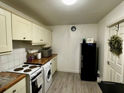 Tranquil Studio Retreat in Dublin 22 with Garden and BBQ