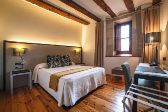 Hospedería Palacio de Allepuz Hotels in 