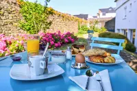 The Originals Boutique, Hôtel La Marébaudière - breakfast