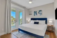 Brand new Oceanfront Home With Private hot Tub,outdoor Shower and Grill - Parvekkeita