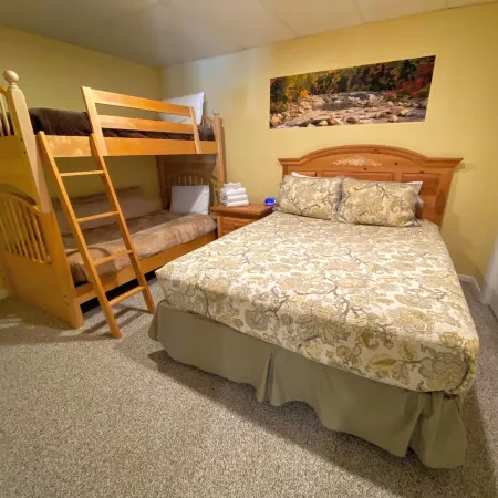 Fc29 Slopeside Bretton Woods Resort Cottage With Upscale Stylings, Cozy Decor, Tons of Space, AC!