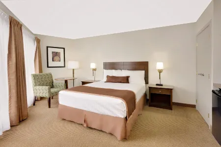 Ramada by Wyndham Kamloops