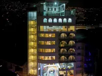 Illampu Art Boutique Hotel Hotels near Triplets Bridge