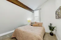 Home w/ Farmstyle Loft & Views, Mins to Dtwn - 2-Star