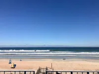 Ocean Waves - Ocean Front at Symphony Beach Club! - de playa