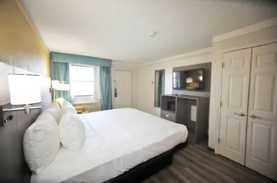 Quality Inn Aurora Denver