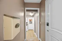 Private Entry Elegant Quiet Safe Cozy Studio Suite