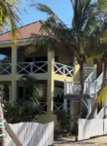Lo Key Villa 4Br Private Compound on Coco Bay Sleeps 8