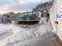 Hwacheon Baemeori Pension Hoteles en Hwacheon