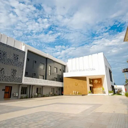 Greyfield Hotel & Apartments