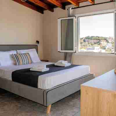 Eos Skiathos Rooms