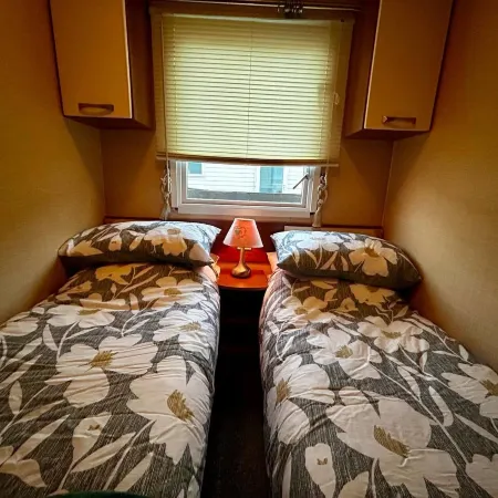 Lovely and Comfy 3-bedroom Mobile Home Retreat in Kirkcolm