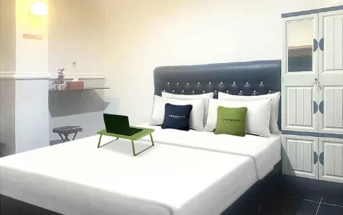 Urbanview Hotel Syariah House of Tuwuh