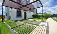 Villa Moderna con Piscina Privada en Vistacana