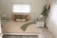 Island VYB Luxe Villa Ochi Rios With SOLAR system - 2-Star