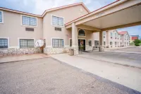 Days Inn & Suites by Wyndham Beeville - Pet friendly