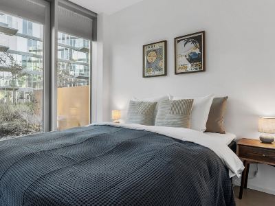 The Marina Suite Including 1x Free Private Parking Spot