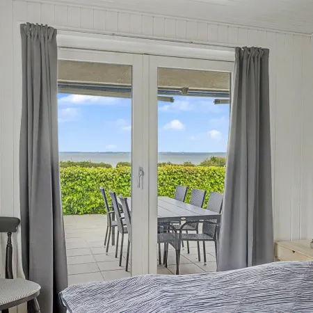 "Annalia" - 50m from the Sea Hotels in Faborg