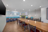 Best Western Plus Ocean View Resort - breakfast